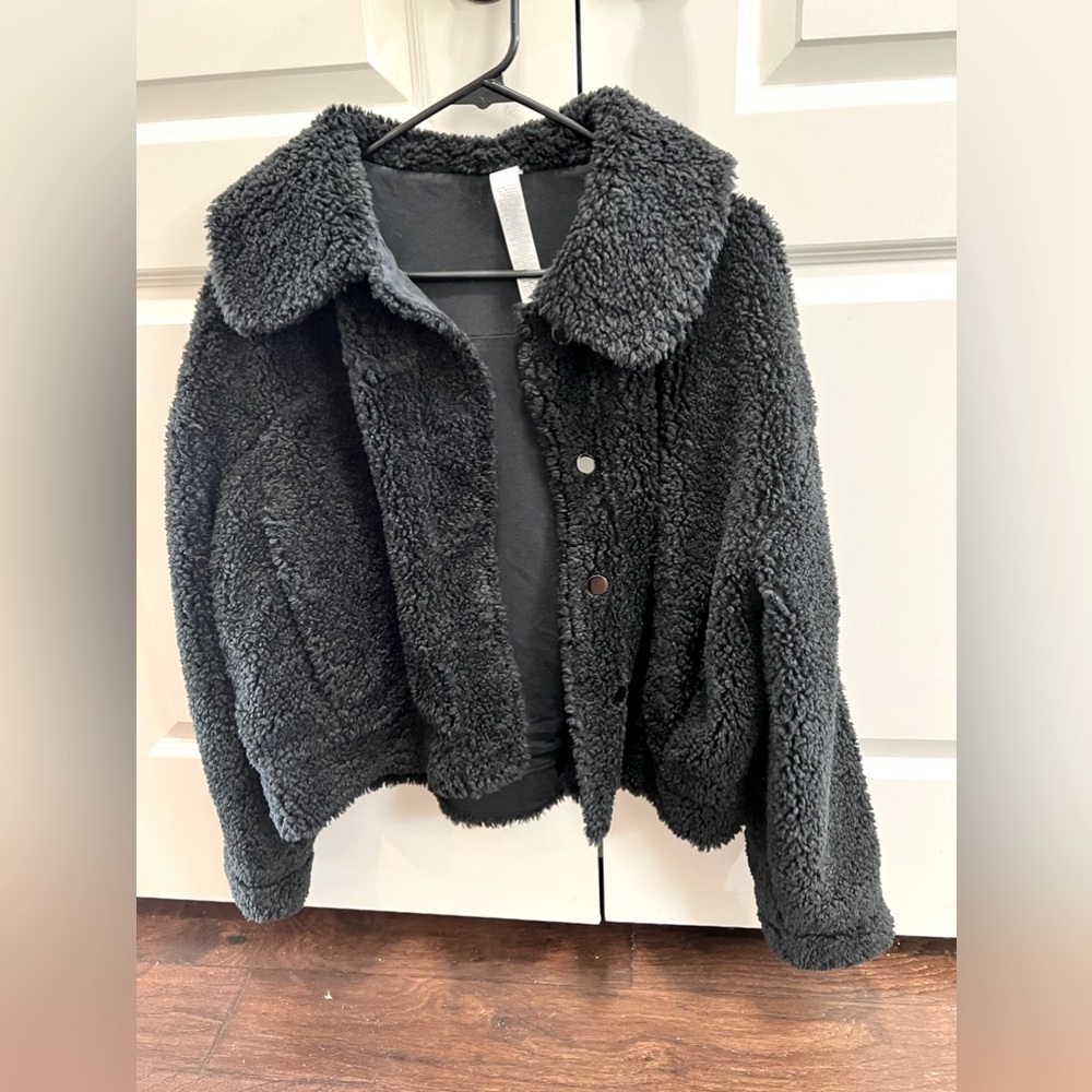 Lululemon Fuzzy Bomber Jacket - Size 12
